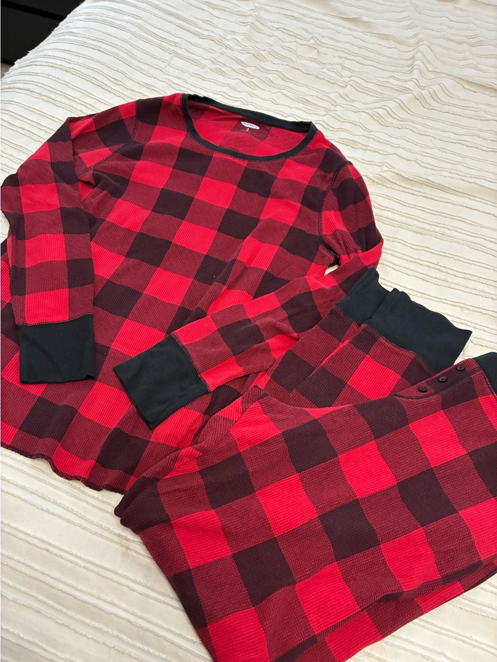 Old navy Red Buffalo Plaid Pajamas. Womens XL. Holiday Pajamas.